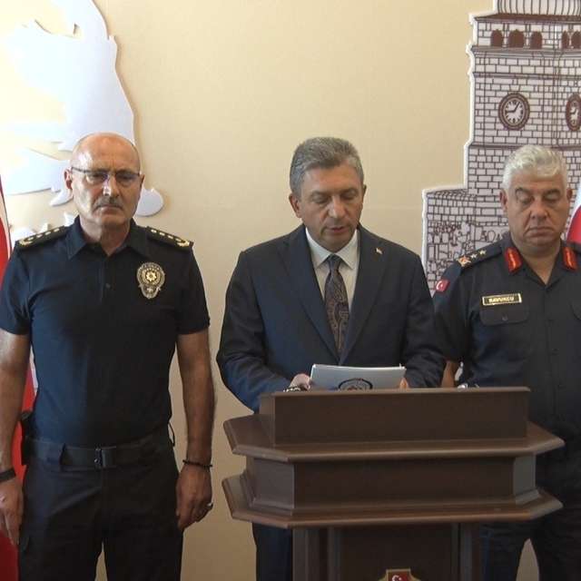 Vali Şahin'den Otokoç bayine saldırı açıklaması: "Bugün itibarıyla 13 kişi...