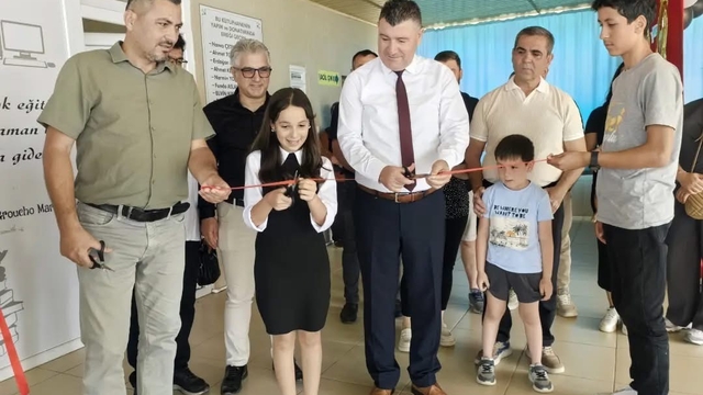 Bozyazı'da genç yetenek eserlerini sanatseverlerle buluşturdu