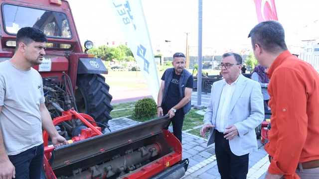 Altıeylül Belediyesi araç ve ekipman parkını güçlendirdi