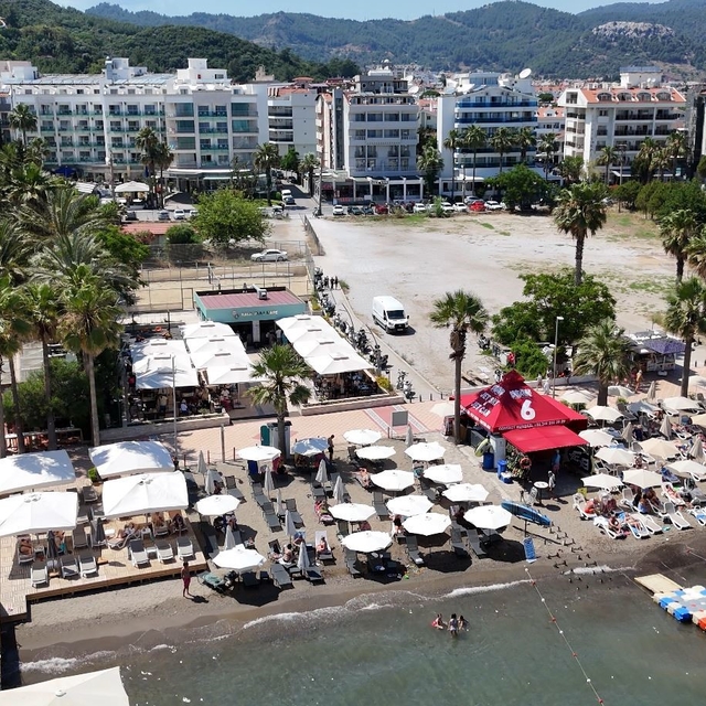 Marmaris Belediyesi'nin kafesi vatandaşların gözdesi oldu