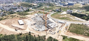 Çayırova Devlet Hastanesi'nde 200 yataklı, deprem izolatörlü inşaatta kaba...