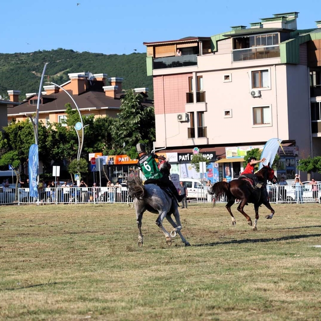 Asırlardır süregelen ata sporu nefesleri kesti