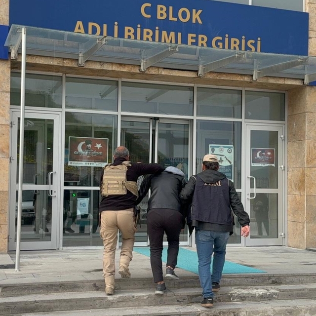 Kırşehir'de DEAŞ terör örgütüne yönelik operasyonda 1 zanlı tutuklandı