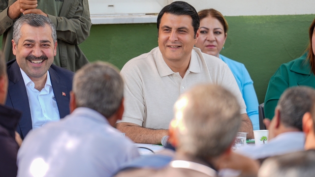 Vatandaşlar sordu, Başkan Yılmaz cevapladı
Başkan Yılmaz, 10 mahalle muhtarı ile bir araya geldi