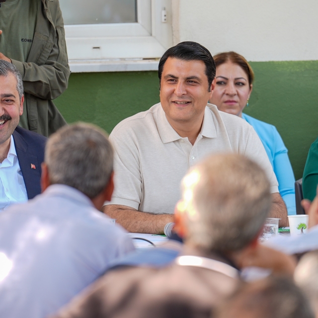 Vatandaşlar sordu, Başkan Yılmaz cevapladı
Başkan Yılmaz, 10 mahalle muhtar...
