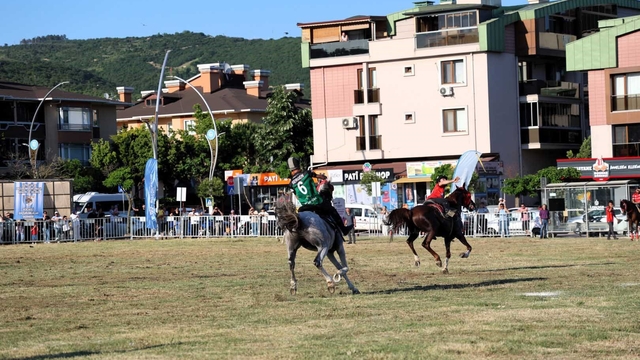 Asırlardır süregelen ata sporu nefesleri kesti