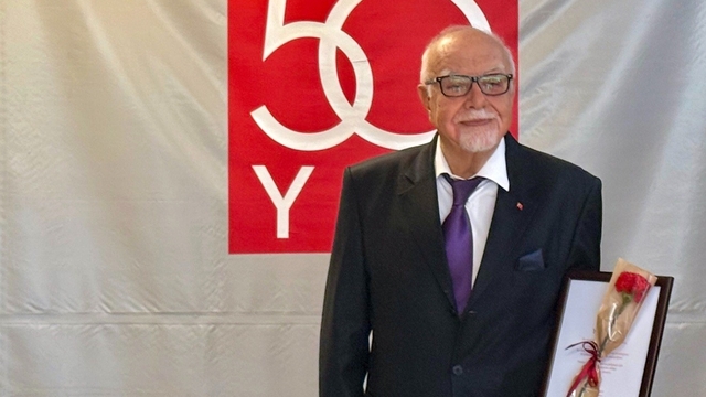 Duayen Gazeteci Ağar'a "Meslekte 50 Yıl Onur Ödülü" verildi