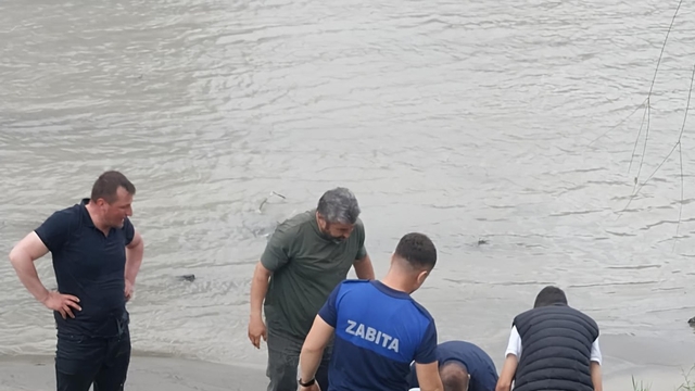 Kastamonu'da ırmağa düşen çocuk kurtarıldı