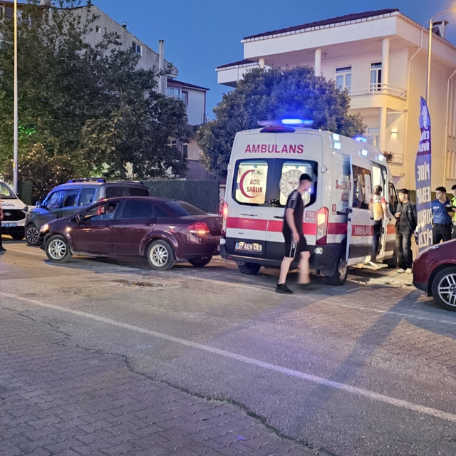 Kastamonu'da motosiklet ile otomobil çarpıştı: 1 yaralı