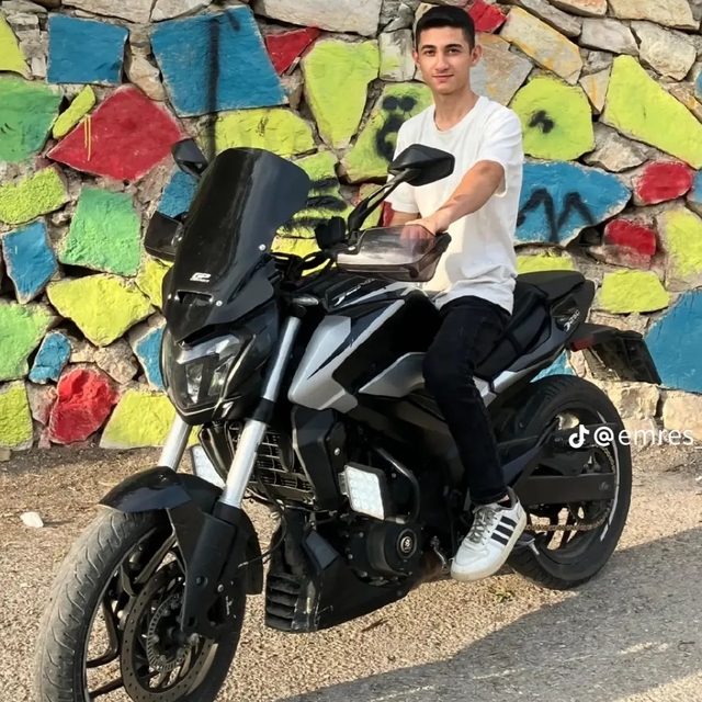 Otomobille çarpışan motosikletin 18 yaşındaki sürücüsü hayatını kaybetti