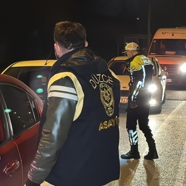Düzce'de bir haftada 17 binden fazla araç denetlendi