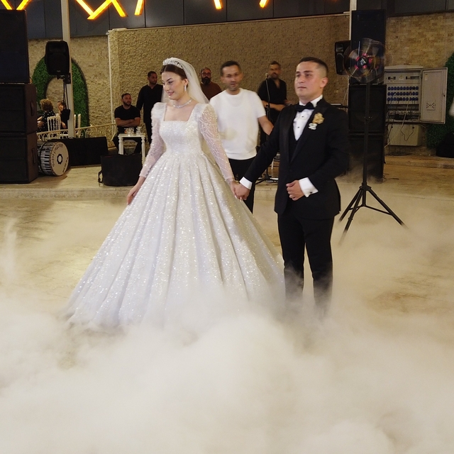 Adliye koridorlarında başlayan aşk mutlu bir yuvaya dönüştü