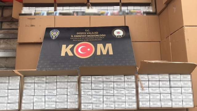 Düzce'de binlerce kaçak ürün ele geçirildi