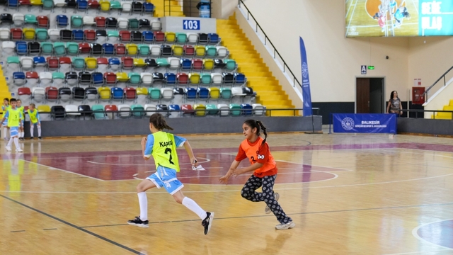 Balıkesir'de Geleneksel Çocuk Oyunları il finalleri heyecanı başladı