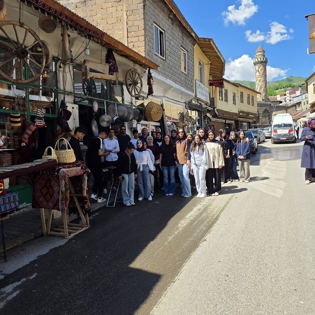 Muşlu öğrenciler tarihi mekanları yerinde inceledi