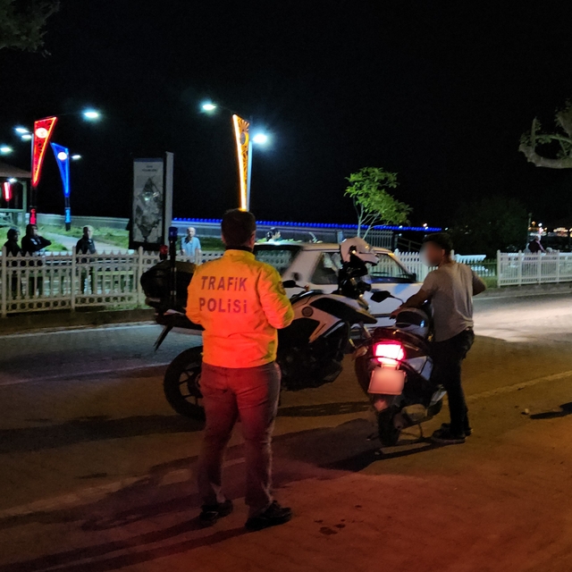 Gürültü kirliliğine sebep olan motosiklet sürücüsüne 35 bin lira ceza