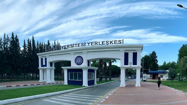 Ege Üniversitesi'ne yolsuzluk operasyonu; 45 gözaltı kararı