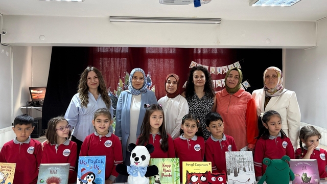 Miniklerin hayal dünyası sergiye dönüştü