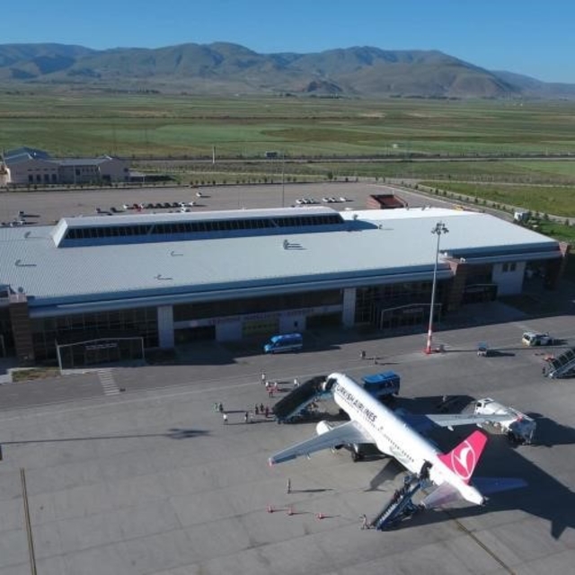Erzurum Havalimanında 5 ayda 544 bin kişi uçtu