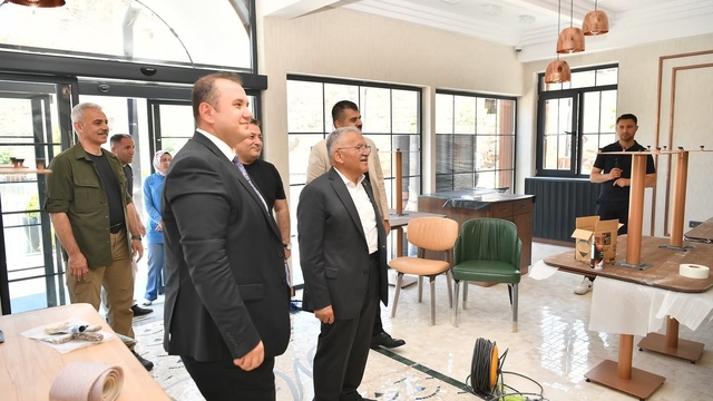 Başkan Büyükkılıç, MÜLHEM Kayseri Mutfağı'nda incelemelerde bulundu