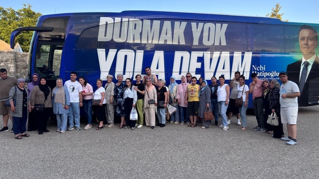 Eskişehirli özel çocuklar, aileleri ile Nebi Hatipoğlu'nun kültür turlarıyla Mersin'e uğurlandı