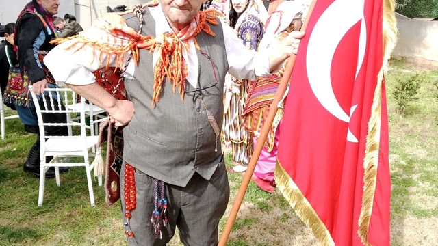 Gediz Akdağ'da Yörüklerin yayla göçü başladı