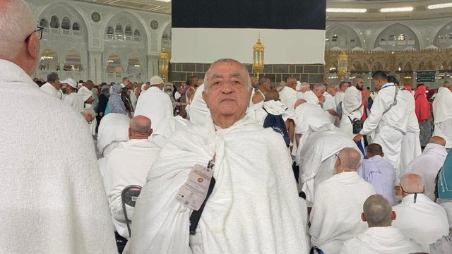 Hac vazifesini tamamladıktan sonra Mekke'de rahatsızlanan 70 yaşındaki Adem Sayın vefat etti
Ambulans uçakla İstanbul'a sevk edilen emekli orman memuru kurtarılamadı