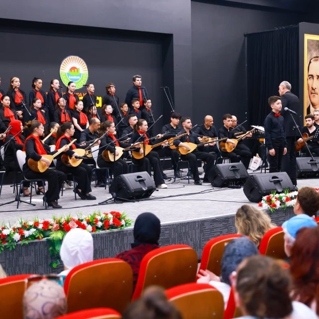 İlkadım'da "Gelenekten Geleceğe" konseri
