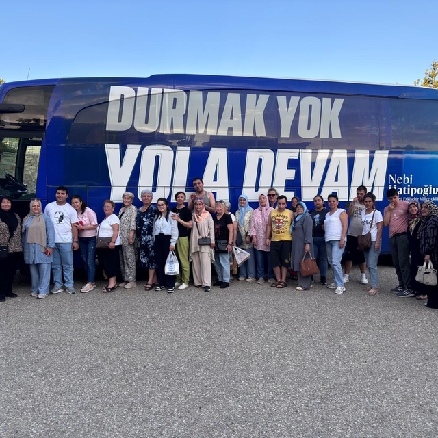 Eskişehirli özel çocuklar, aileleri ile Nebi Hatipoğlu'nun kültür turlarıyl...