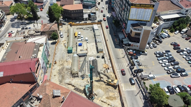 Gebze'de tarihi hamamı gün yüzüne çıkaracak tam otomatik otopark projesi yükseliyor
