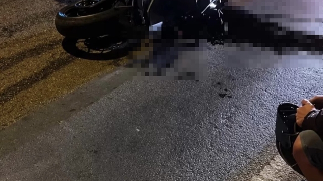 İzmir'de motosiklet kazası: Sürücü hayatını kaybetti