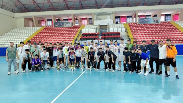 Porsuk Spor Salonu'nda 2. Küme Futsal Genç A Erkekler müsabakaları tamamlandı