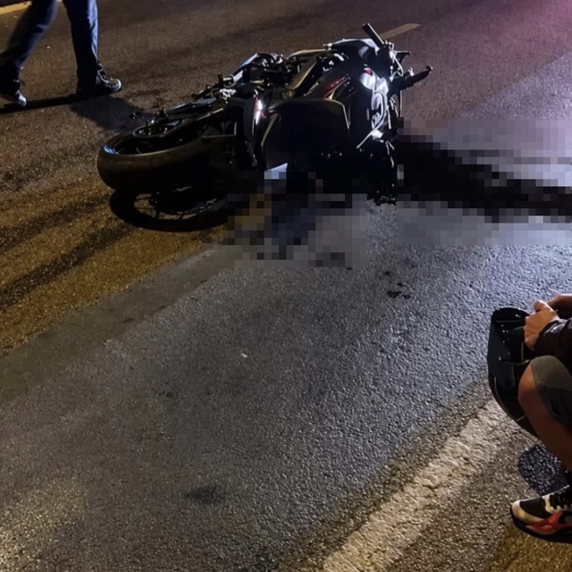 İzmir'de motosiklet kazası: Sürücü hayatını kaybetti