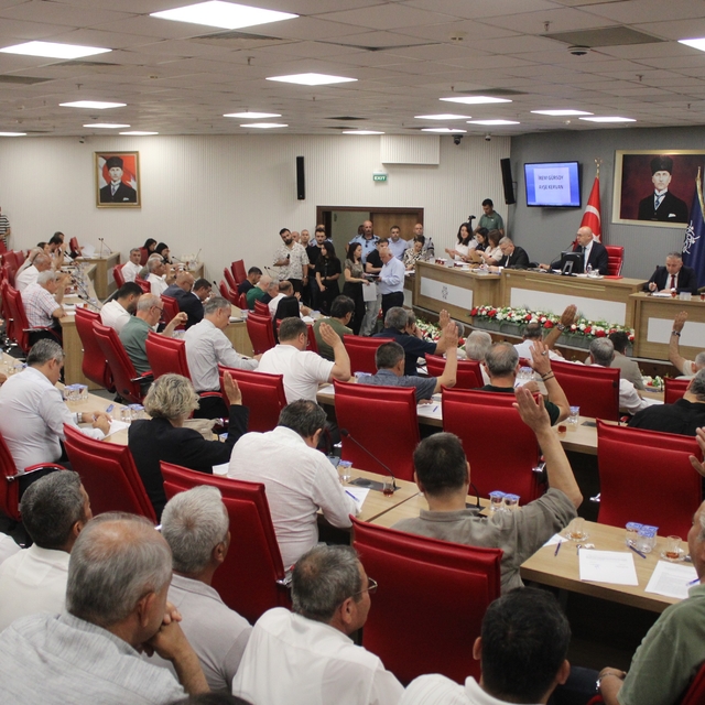 Büyükşehir meclisi Haziran ayı toplantısı gerçekleştirildi
Boşalan divan ka...