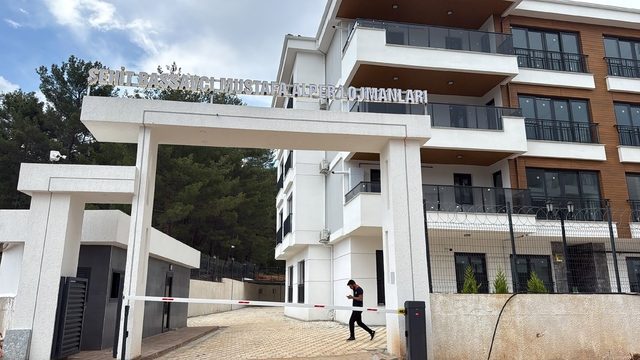 Şehit Başsavcı Mustafa Alper'in İsmi Adliye Lojmanlarında yaşatılacak