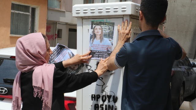 2 aydır haber alamadığı kızını sokak sokak arıyor