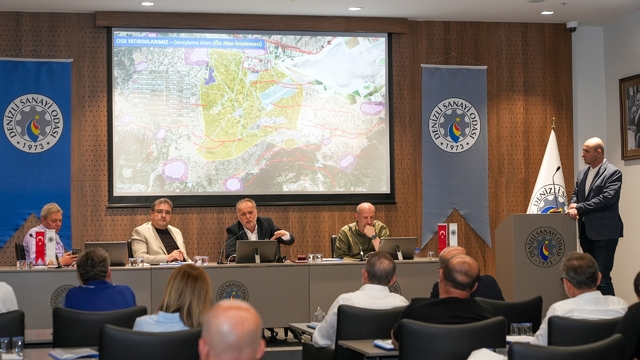 DSO Başkanı Kasapoğlu; "Sanayinin katkı vermediği büyüme sürdürülemez"
Reel sektörün kritik başlıkları DSO Meclisi'nde değerlendirildi