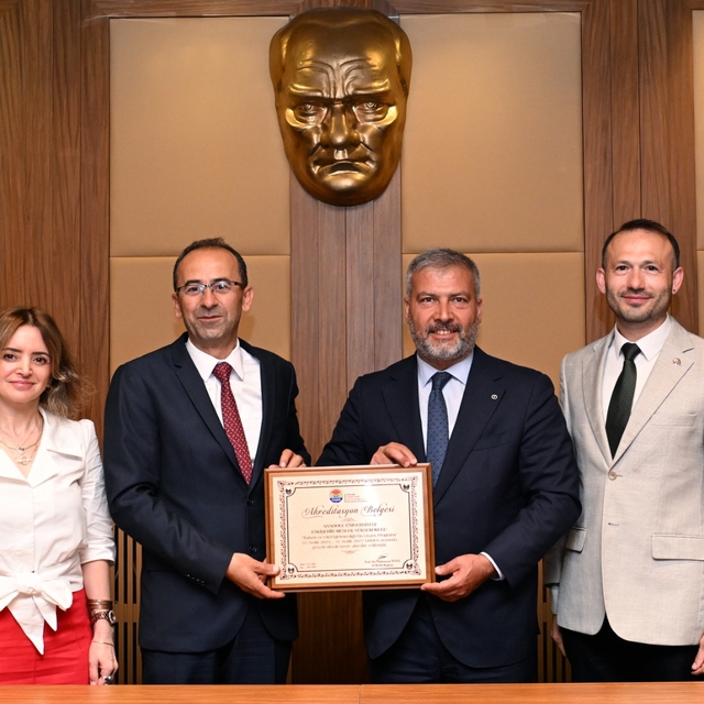 Turizm Eğitimi Değerlendirme ve Akreditasyon Kurulu'ndan Anadolu Üniversite...