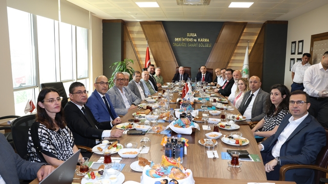 Başkan Şadi Özdemir sanayicilerle buluştu