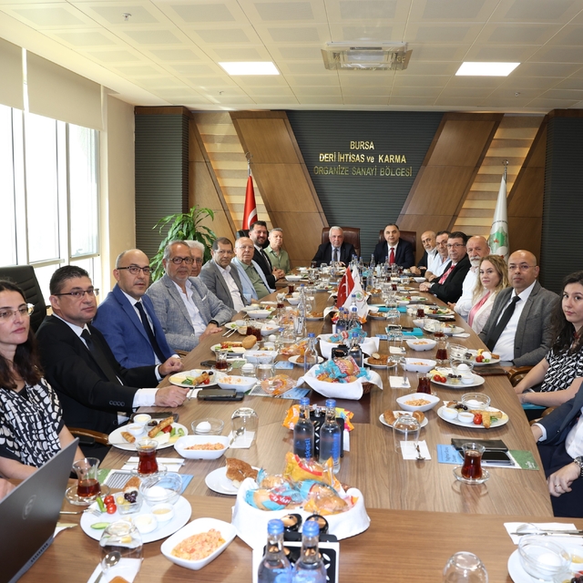 Başkan Şadi Özdemir sanayicilerle buluştu