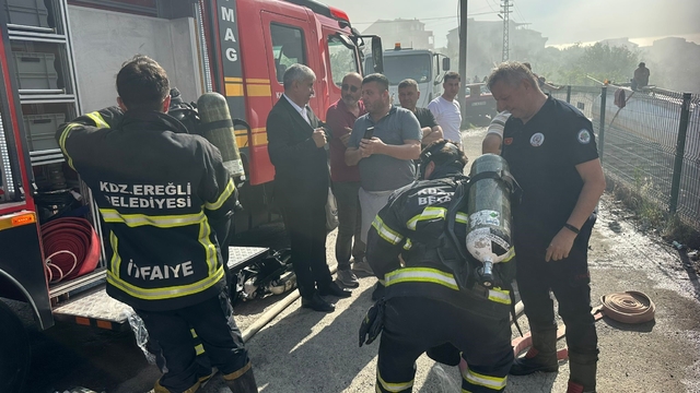 Alevler çatıyı sardı, korku dolu anlar yaşandı