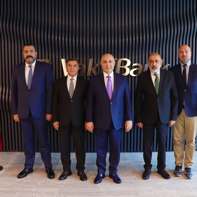 Diyarbakır'dan Ankara'ya önemli ziyaret: Başkanlardan kamu bankalarına fina...