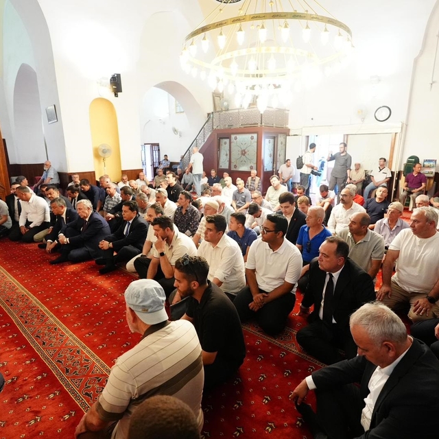 Özgür Özel ve Mansur Yavaş, Ferdi Zeyrek için okutulan Mevlid-i Şerife katı...