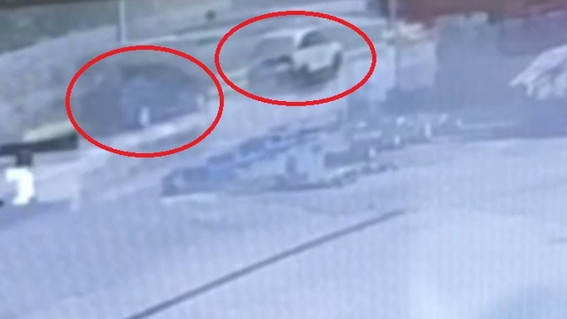 Kayseri'de iki otomobilin çarpıştığı kaza kamerada; 2 yaralı