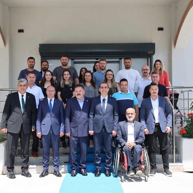 Iğdır'da engelli bireylerle etkili iletişim ve erişilebilirlik eğitimi düze...