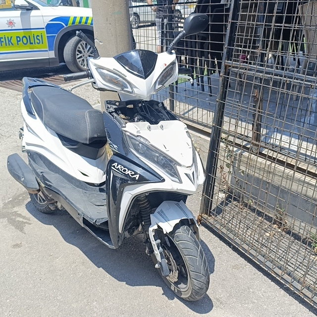 Manavgat'ta motosiklet ile otomobil çarpıştı: 1 yaralı