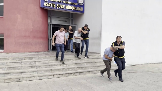 Adana'da 9 firari hükümlü yakalandı
