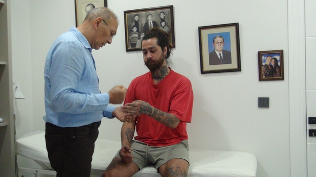 Bileği koptu, doktoru sayesinde hayattan kopmadı
