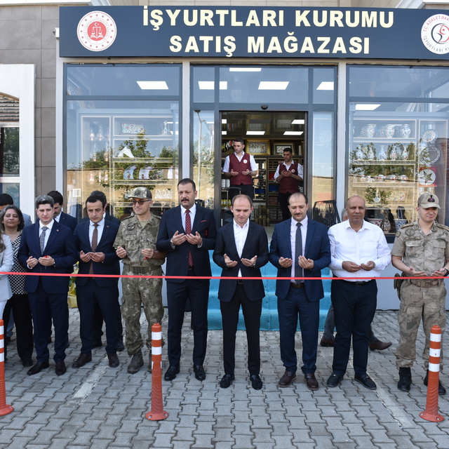 Şanlıurfa'da İşyurtları Kurumu Satış Mağazası açıldı