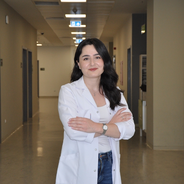 Nöroloji Uzmanı Dr. Zeynep Zerrin Göz: "Baş ağrısı ile yaşamak zorunda deği...